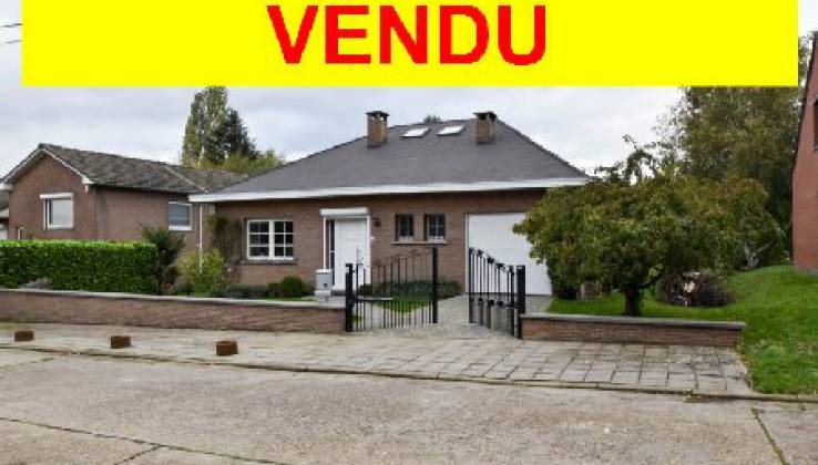 --VENDU-- Villa bungalow 2/3 chambres grand séjour cuisine wc buanderie salle de bains garage et jardin VIAGER OCCUPE