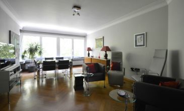 VIAGER occupé Bel appartement deux chambres avec garage Bd d'Avroy LIEGE